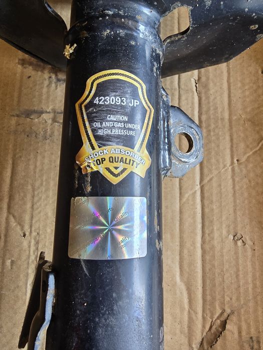 Стойки в сборе Toyota Corolla E12 Verso передние задние Тойота Королла