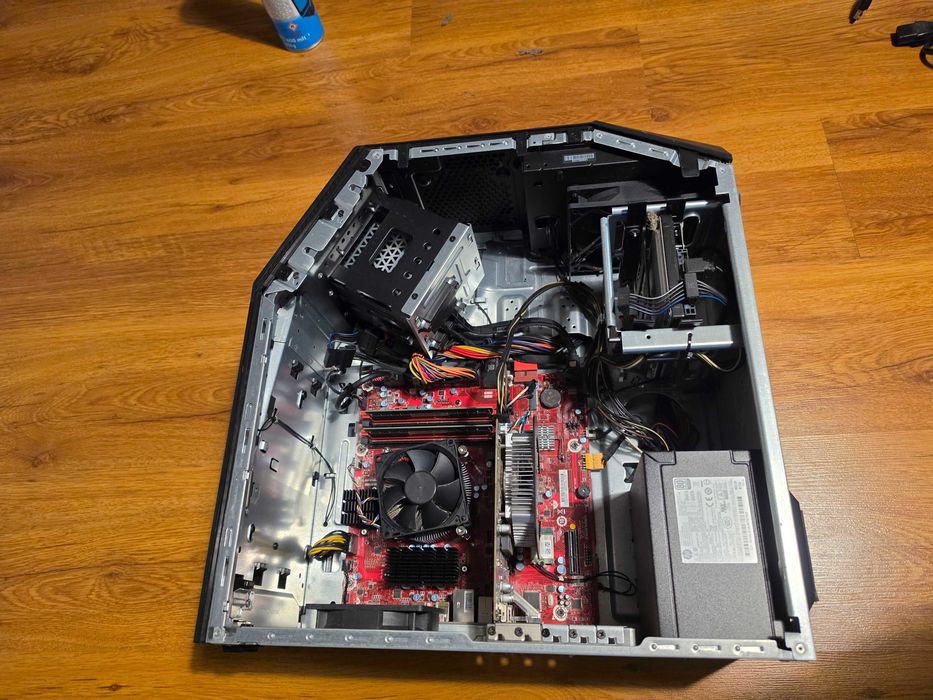Computador de Secretária OMEN