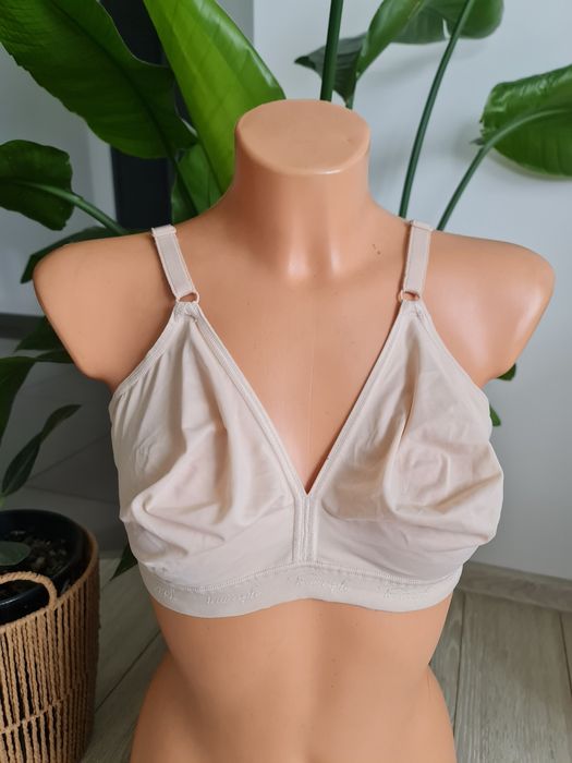 Triumph biustonosz 90B