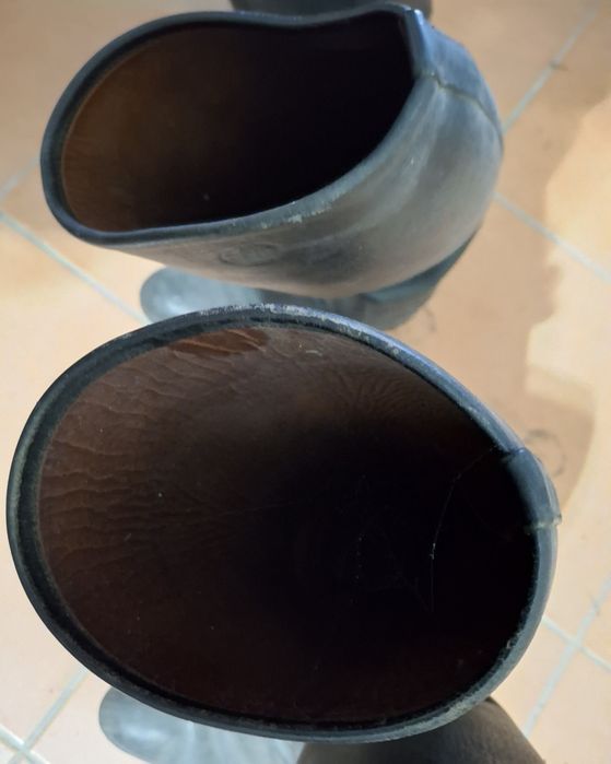 Vendo os 2 pares de Botas ou 1 par de Cavalaria originais