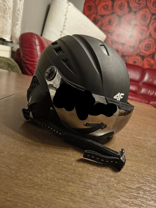 Kask narciarski 4F