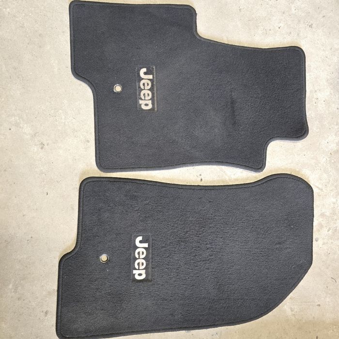 Продам хорошие коврики