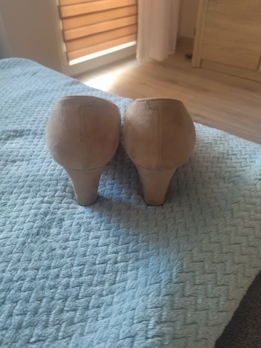 Piękne buty na platformie- FABBRICA MORICHETTI- skóra - beż
