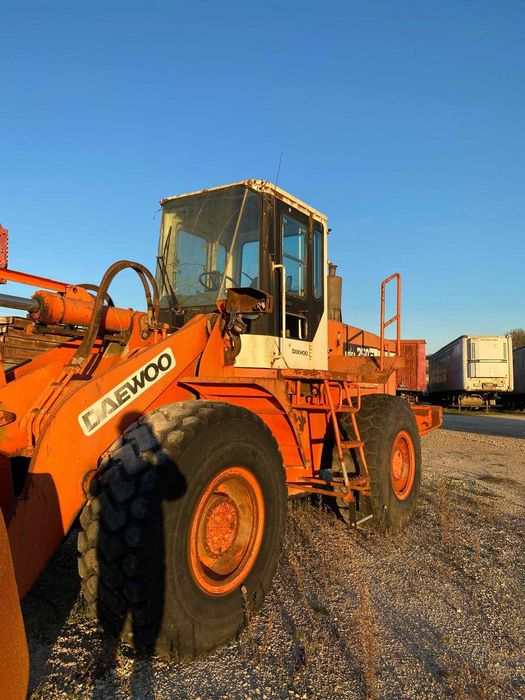 Daewoo Mega 250-3 Loader64738765027970123