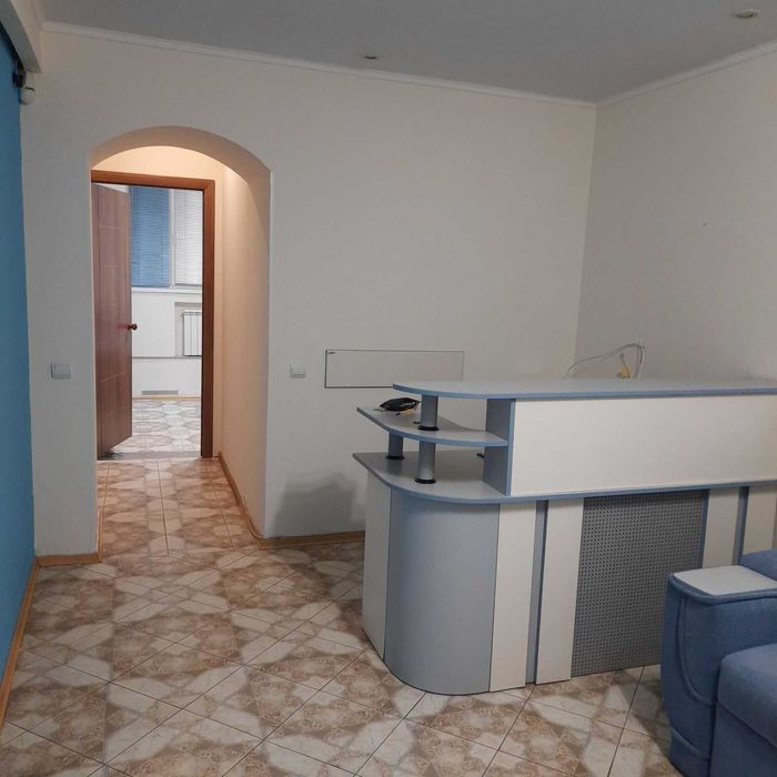 Здам приміщення під любий вид діяльності на Лук’янівці, Київ.