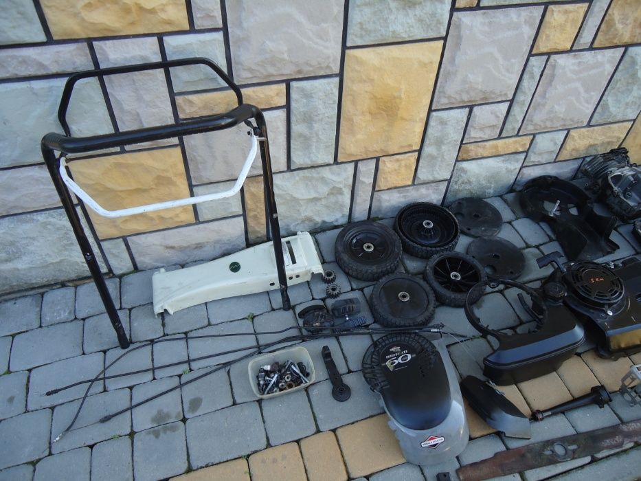 Silnik Briggs Stratton 600 Części