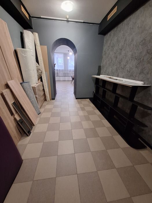 Продам   помещение  в центре 75 м2 коммерция цокольный в центре с ремонтом