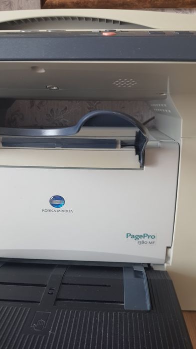Konica Minolta PagePro 1380MF Папір в подарунок Лазерний принтер скане