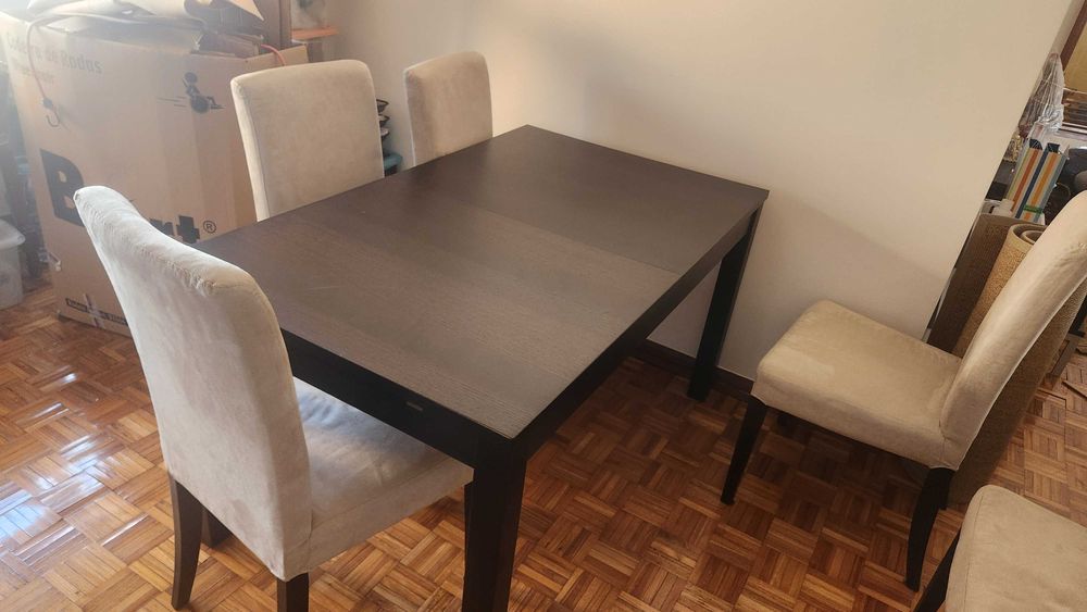 Mesa com cadeira para sala de jantar ou cozinha