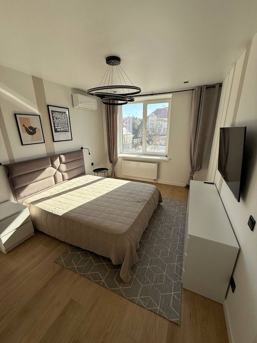 Здається однокімнатна квартира в центрі міста вул.Буковинська  ЖК