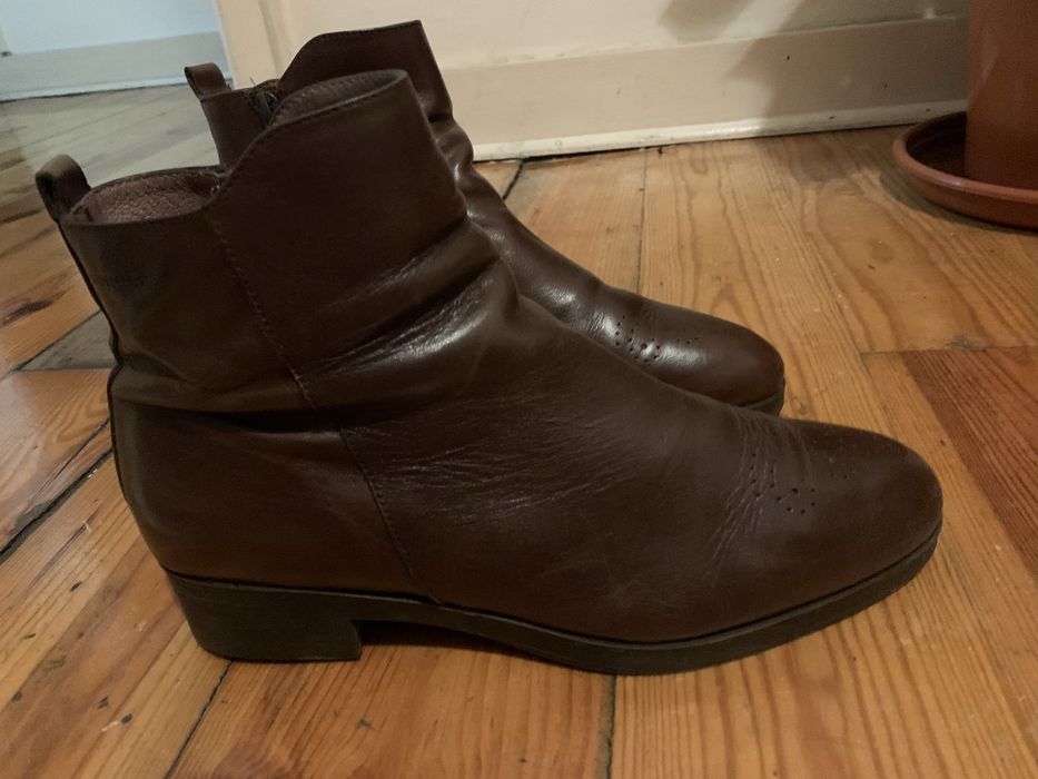 Botim castanho em Pele (senhora) da Wonders