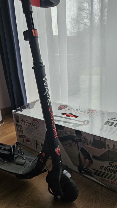 RollPlay Elektryczna Hulajnoga 24V
RollPlay Elektryczna Hu