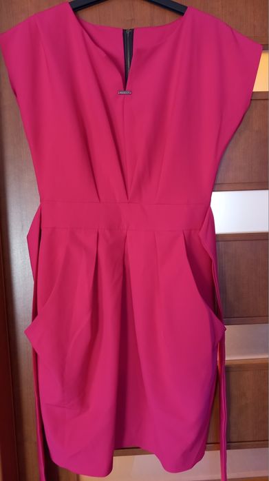 Elegancka sukienka fuksja rozm.M