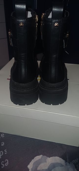 Buty zimowe lekko ocieplane