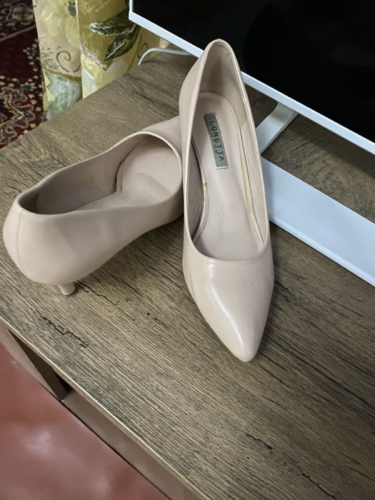 Туфлі, босоніжки, взуття, жіноче, черевики