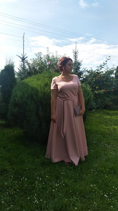 Продам сукню 50 р