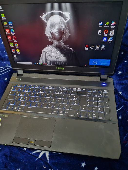 Portátil Gaming XMG  – i7 / GTX 1060 / 16GB RAM / SSD 480GB