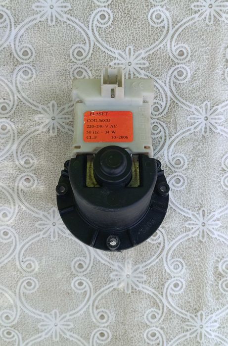 насос помпа патрубок для стиральной машины Ariston Indesit 56835