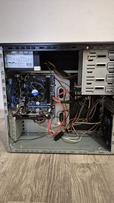 Lga 1155 / e3 1230v2 / 8gb озу / rx 550 4gb