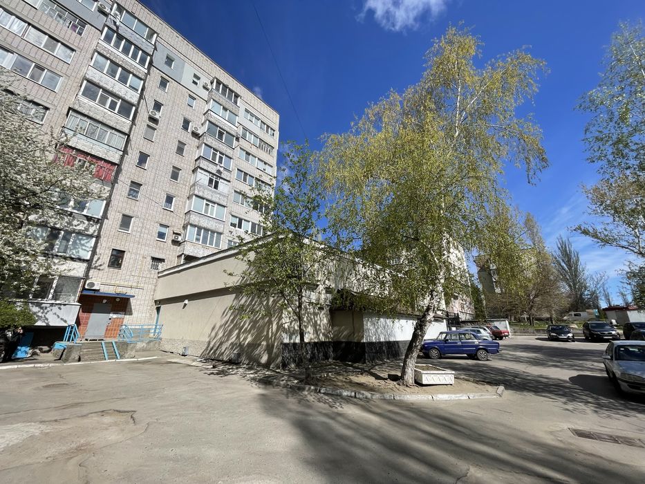Комерційне приміщення 1593кв.м Водоканал