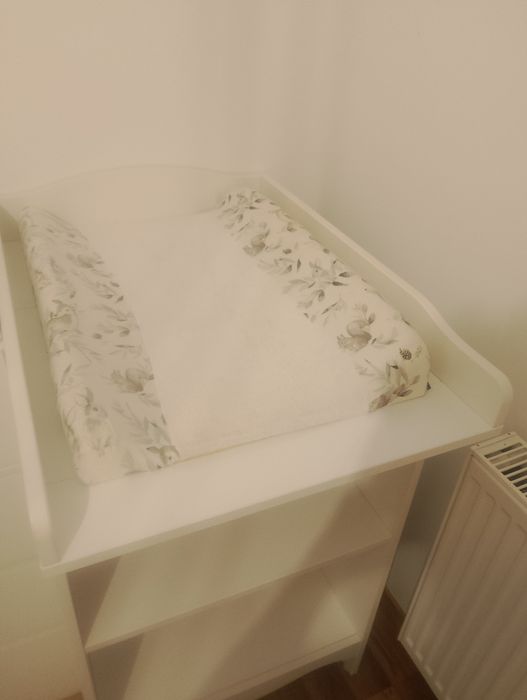 Przewijak IKEA z pułeczkami