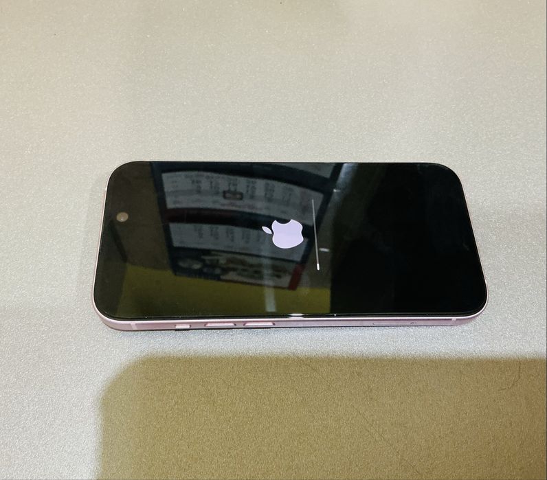 Iphone 15 128GB różowy
