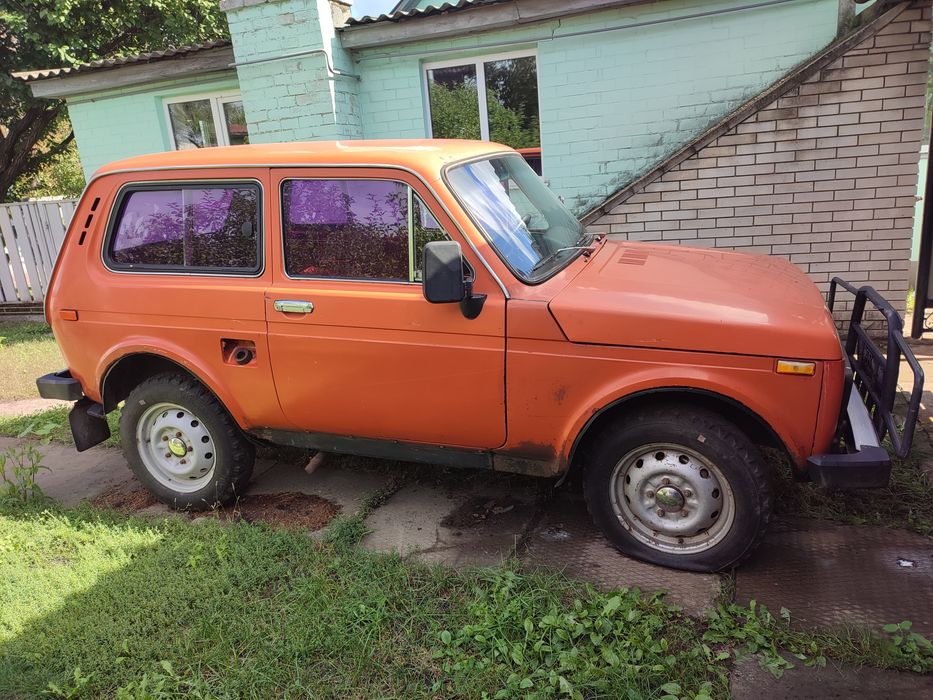 Автомобіль Ваз 2121 Нива
