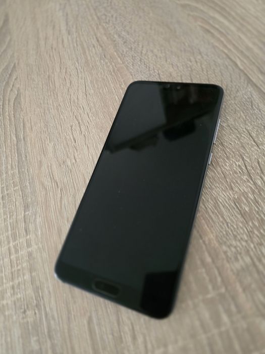 Sprzedam telefon Huawei p20 pro