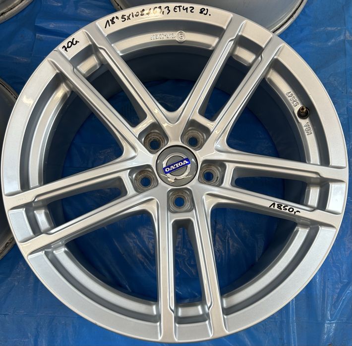 706 Felgi Aluminiowe Volvo R 18 5x108 otwór 63,3 Bardzo Ładne