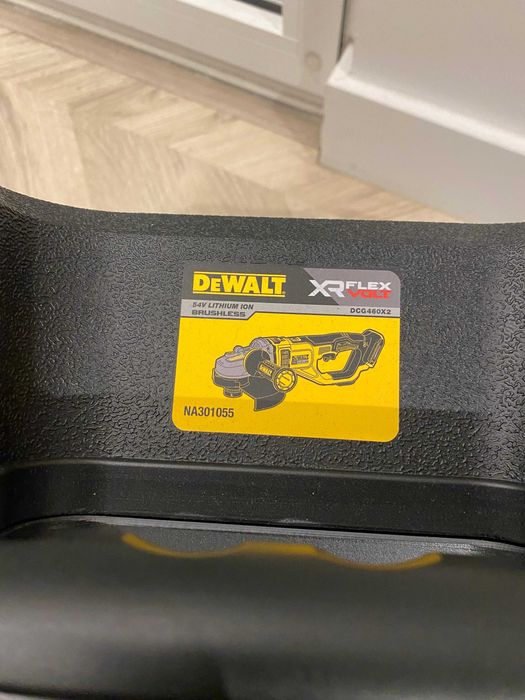 DeWalt Rebarbadora 54V max. DCG460X2
