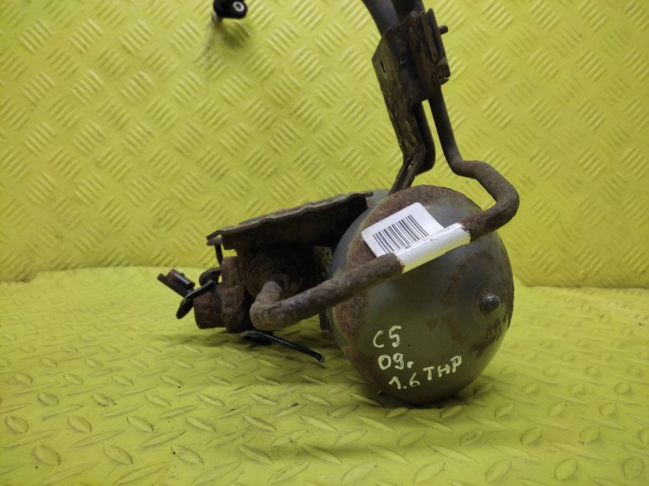 citroen c5 iii 1.6 thp siłownik gruszka hydrauliczna 9684423680