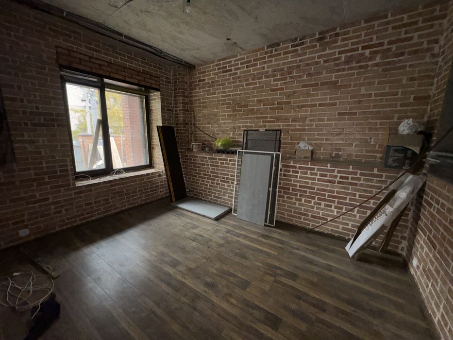 Продаж сучасного будинку в Інгульському районі по вул. Ізмалкова