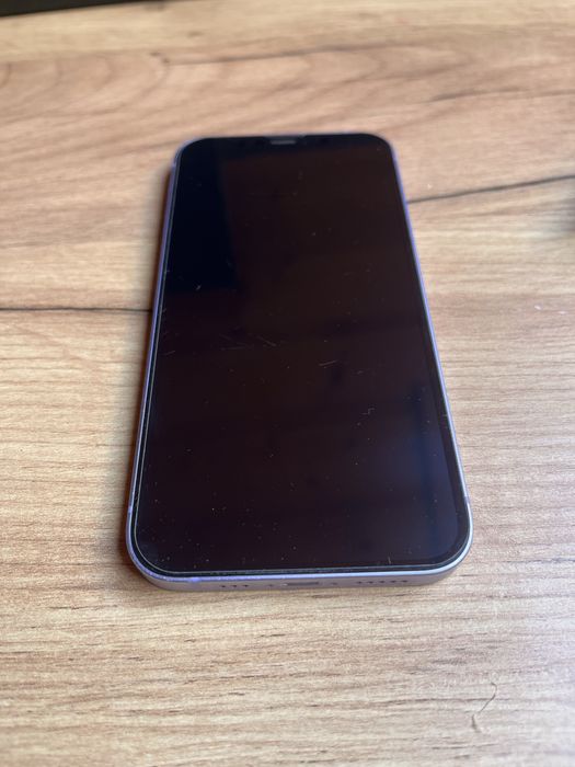 Iphone 12 stan bardzo dobry