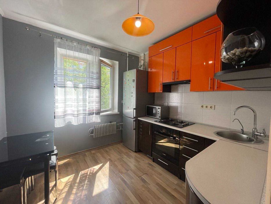 Оренда 2-к квартири, вул. Миколайчука можна з котиком Ю