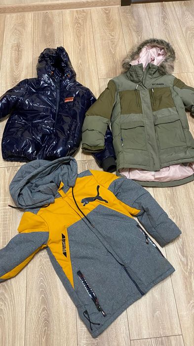 Фірмові куртки в гарному стані