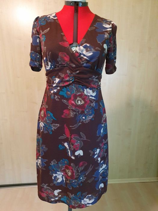 Sukienka z elastycznej dzianiny sweterkowej, rozm. 38-40/M-L