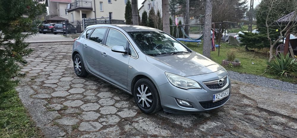 Poszanowana asterka 1.4b bez korozji! Doinwestowana! Okazja!