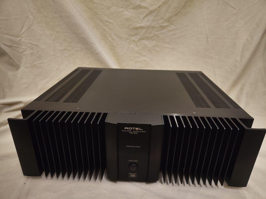 Końcówka mocy Rotel RB-991 2x300W