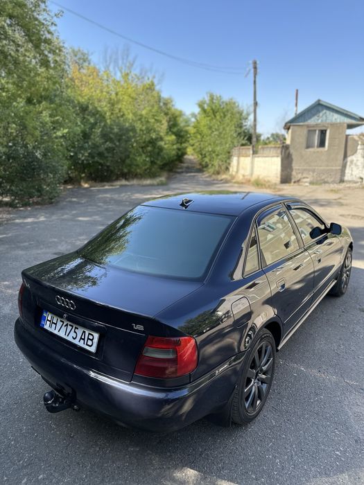 Продам ауди а4 б5 1995 год