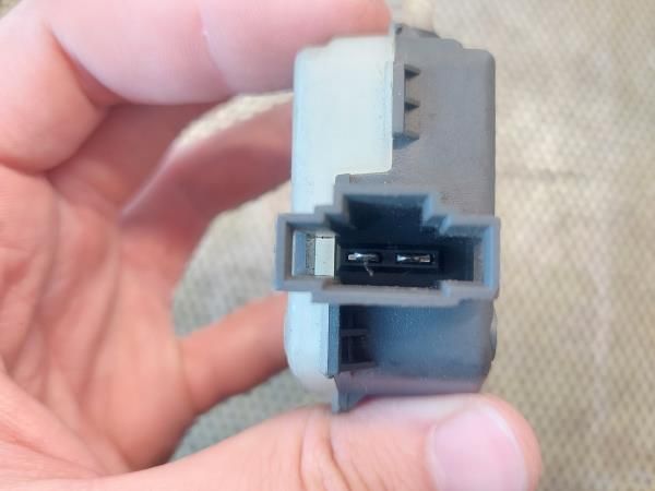 Motor Fecho Mala SEAT Ibiza III (6L1)
