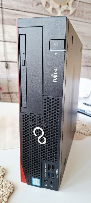 Fujitsu Esprimo D556/2/E85+ i5 7400