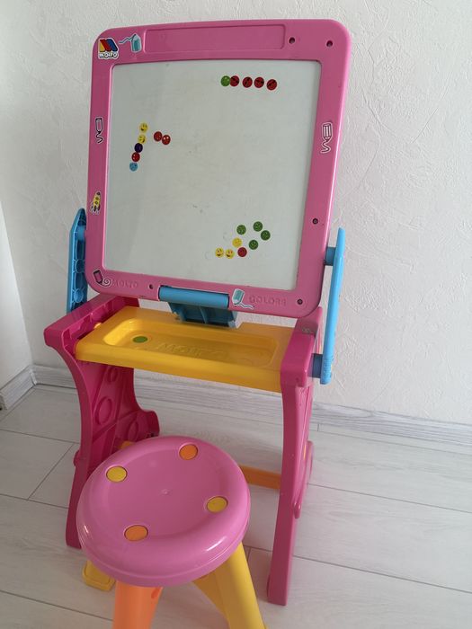 Стол детский Мольберт со стулом, розовый Molto