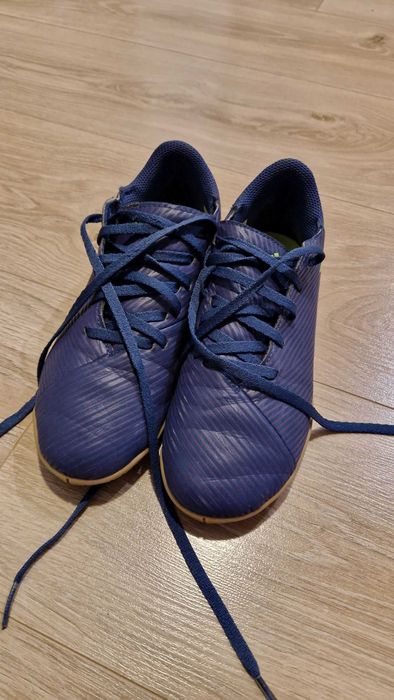 Adidas Buty Dziecięce Halówki roz. 35