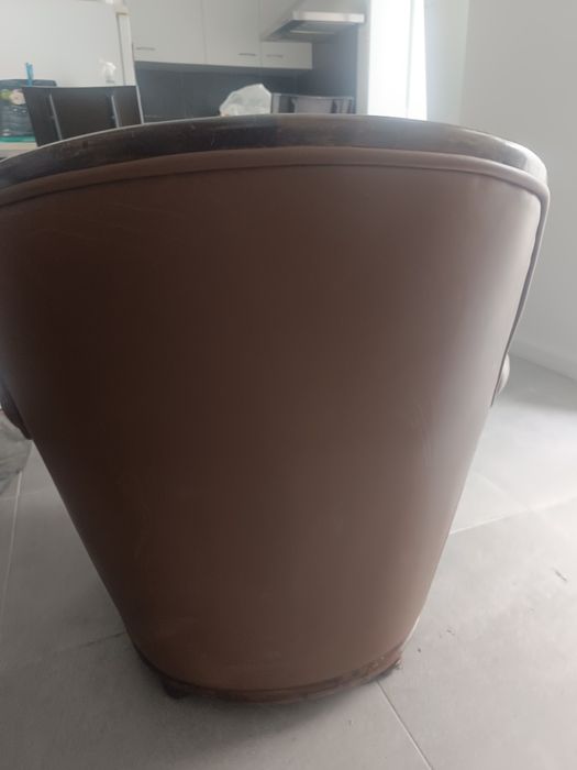 Poltrona Sofá Vintage Castanho - Almada