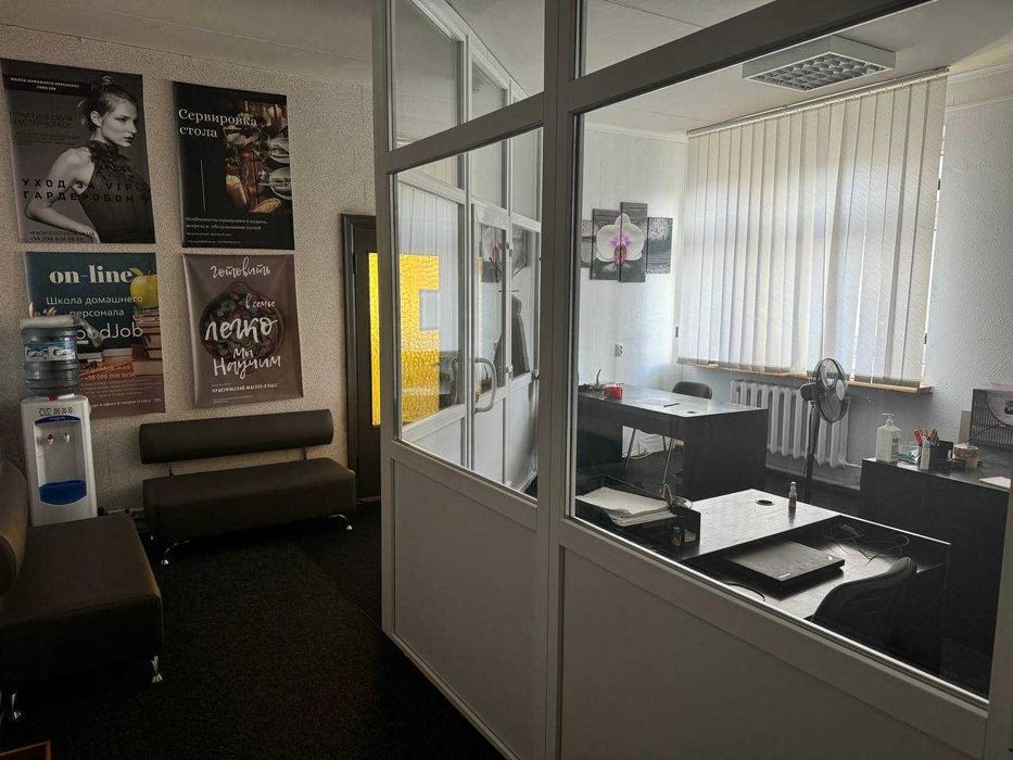 Продаж комерційної нерухомості м. Обухів , вул. Каштанова 6