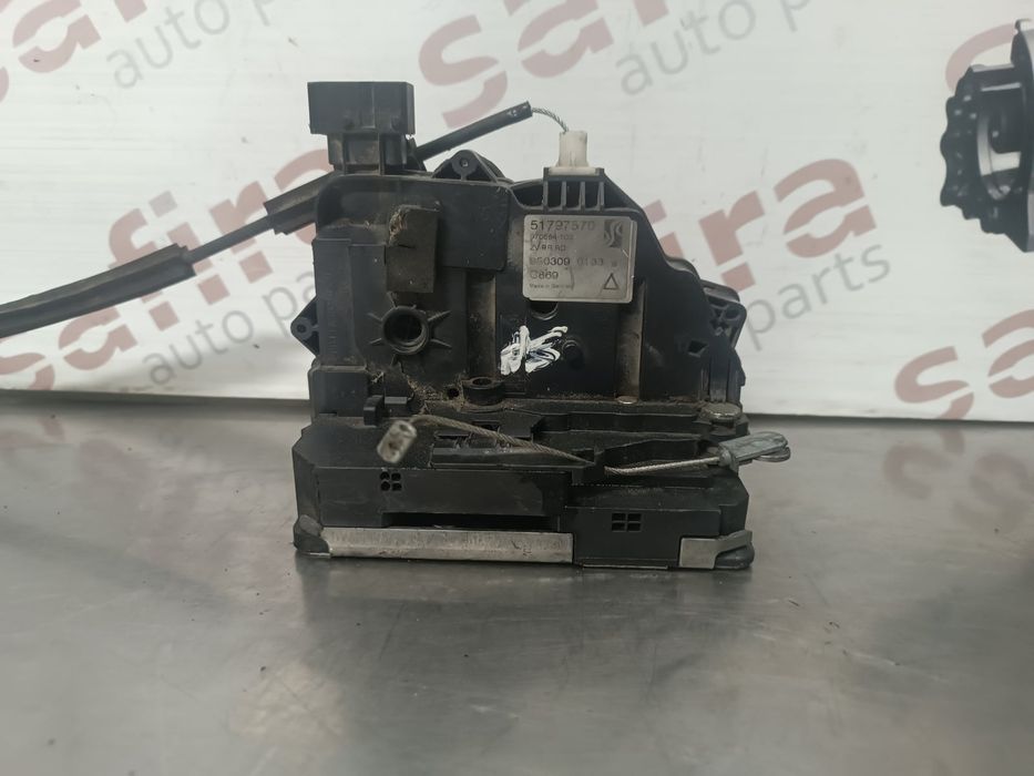 Fechadura / Fecho Porta Trás Direito FIAT GRANDE PUNTO Van - 51797570