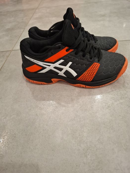 Оригинальні кросівки asics 35р