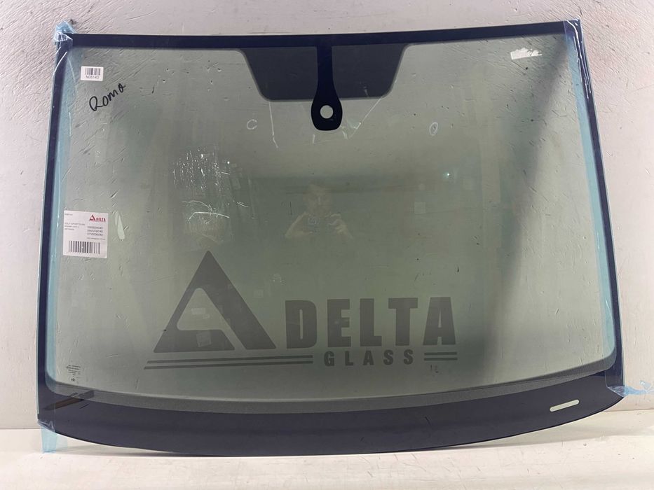 GOLF SPORTSVAN 2014- лобове скло з датчиком