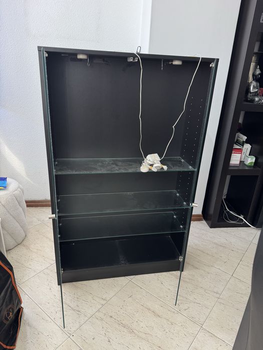 Móvel Vitrine Preto