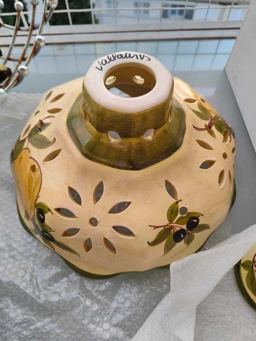 Klosze lamp wiszących Vallauris